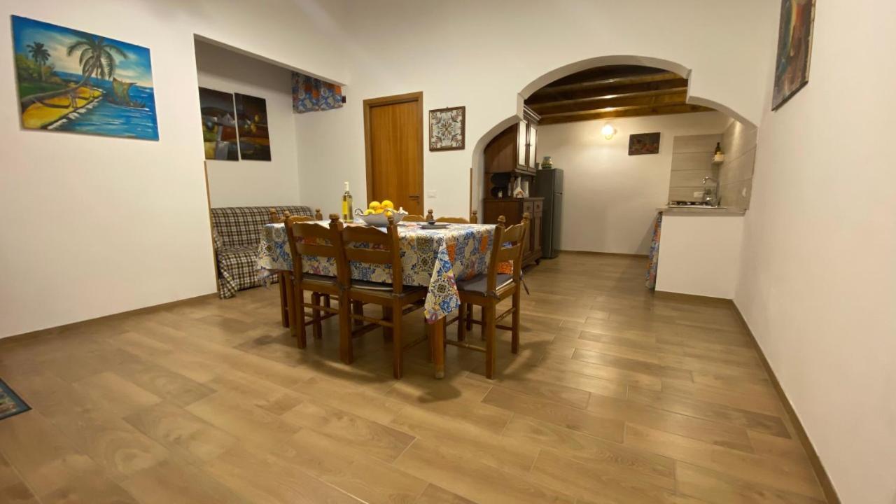 Pietro Holiday Home Кастелламмаре-дель-Гольфо Екстер'єр фото